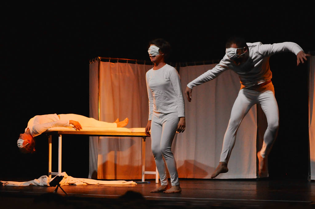 Hosto, pièce de théâtre à Paris sur l'hôpital côté patients du 14 avril au 9 mai 2015