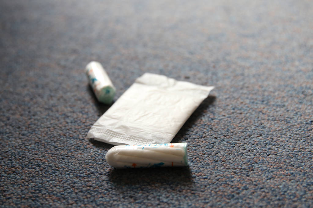 tampon et serviettes hygiéniques toxicité