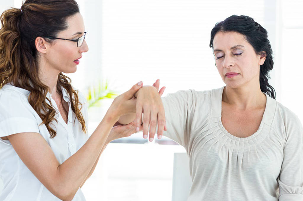 L'hypnothérapie, une aide complémentaire pour arrêter de fumer