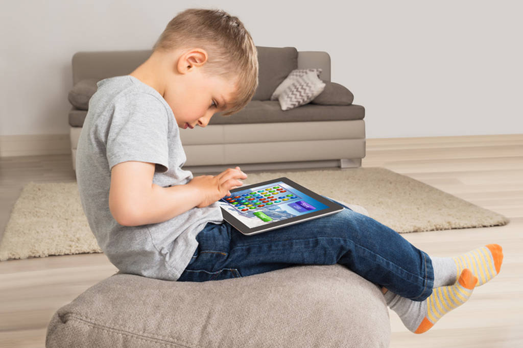 Ecrans, tablettes et enfants