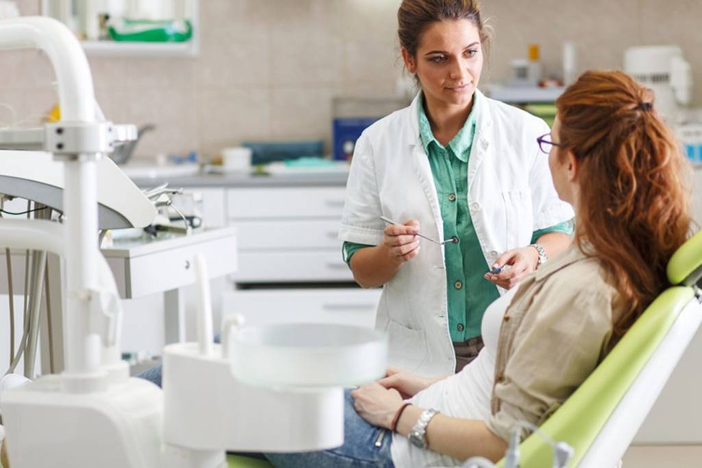 perturbateurs endocriniens et soins dentaires