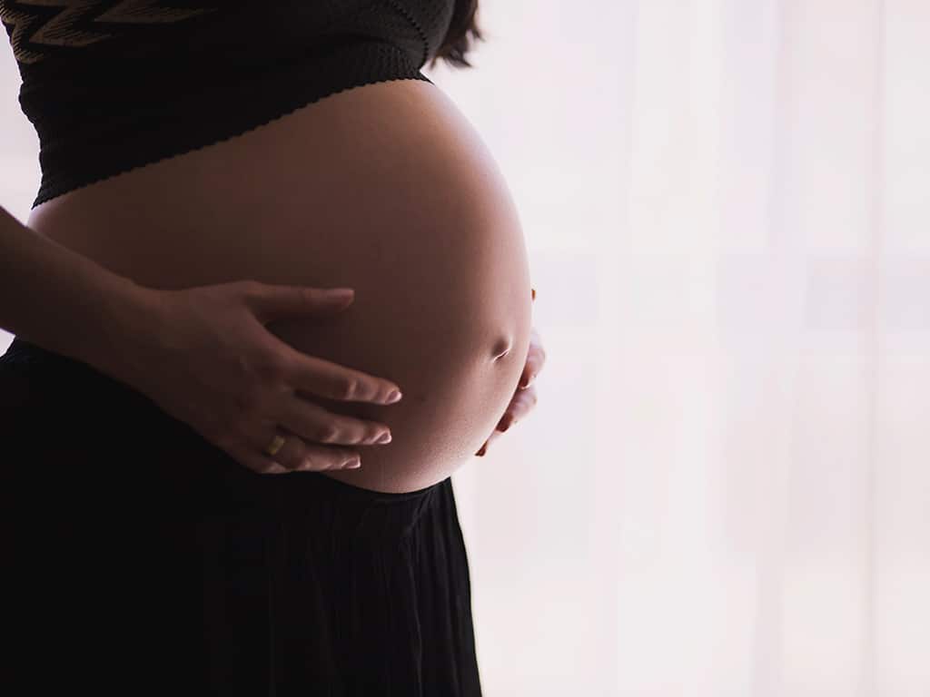 Annonce de grossesse de fille pour les médias sociaux Tableau
